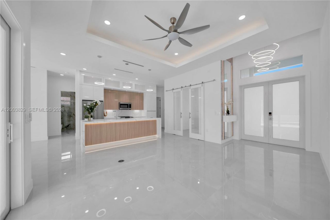 2703 34th St SW , Lehigh Acres, FL 33976 Photo