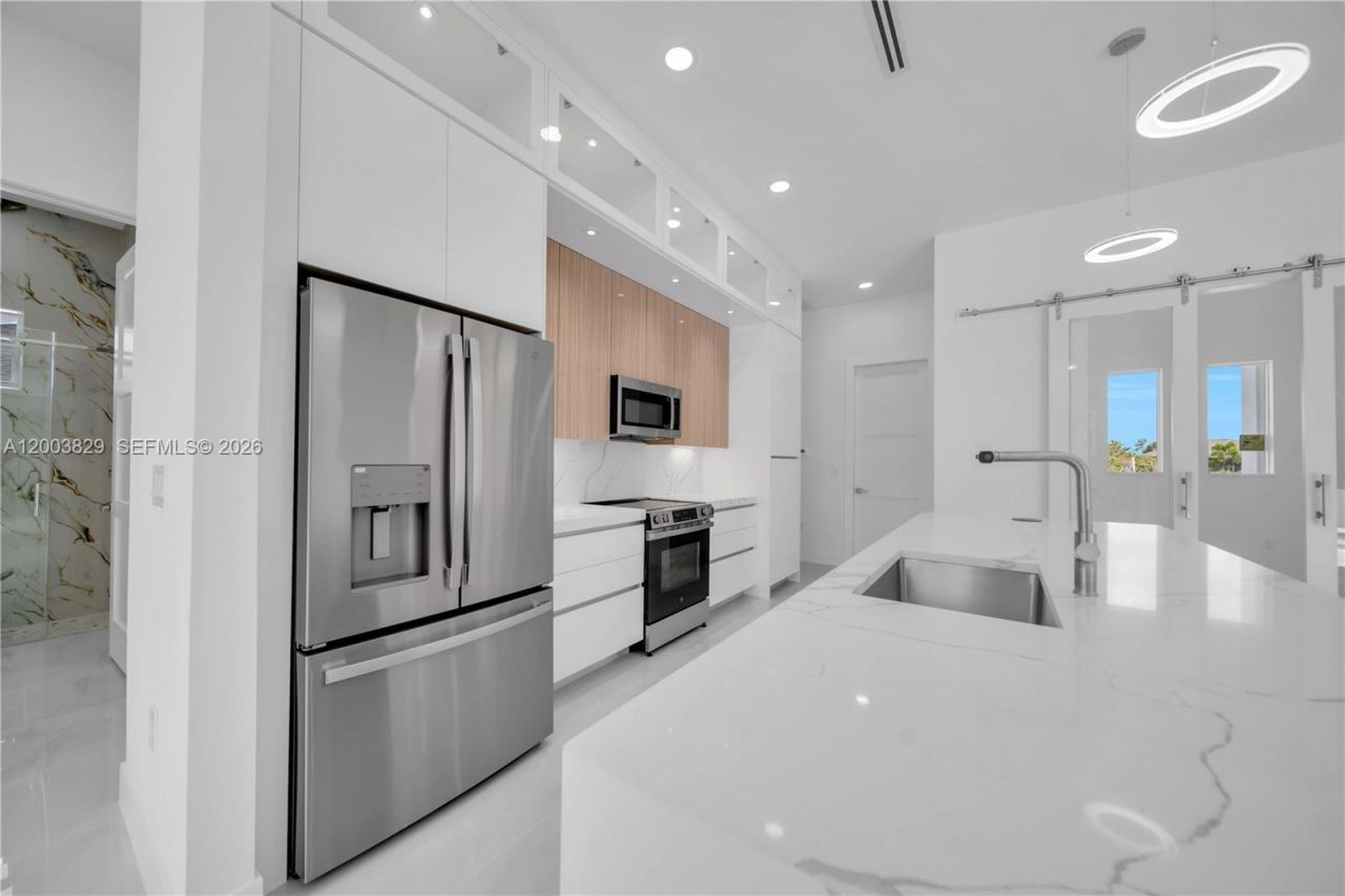 2703 34th St SW , Lehigh Acres, FL 33976 Photo