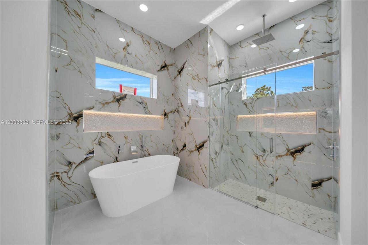 2703 34th St SW , Lehigh Acres, FL 33976 Photo