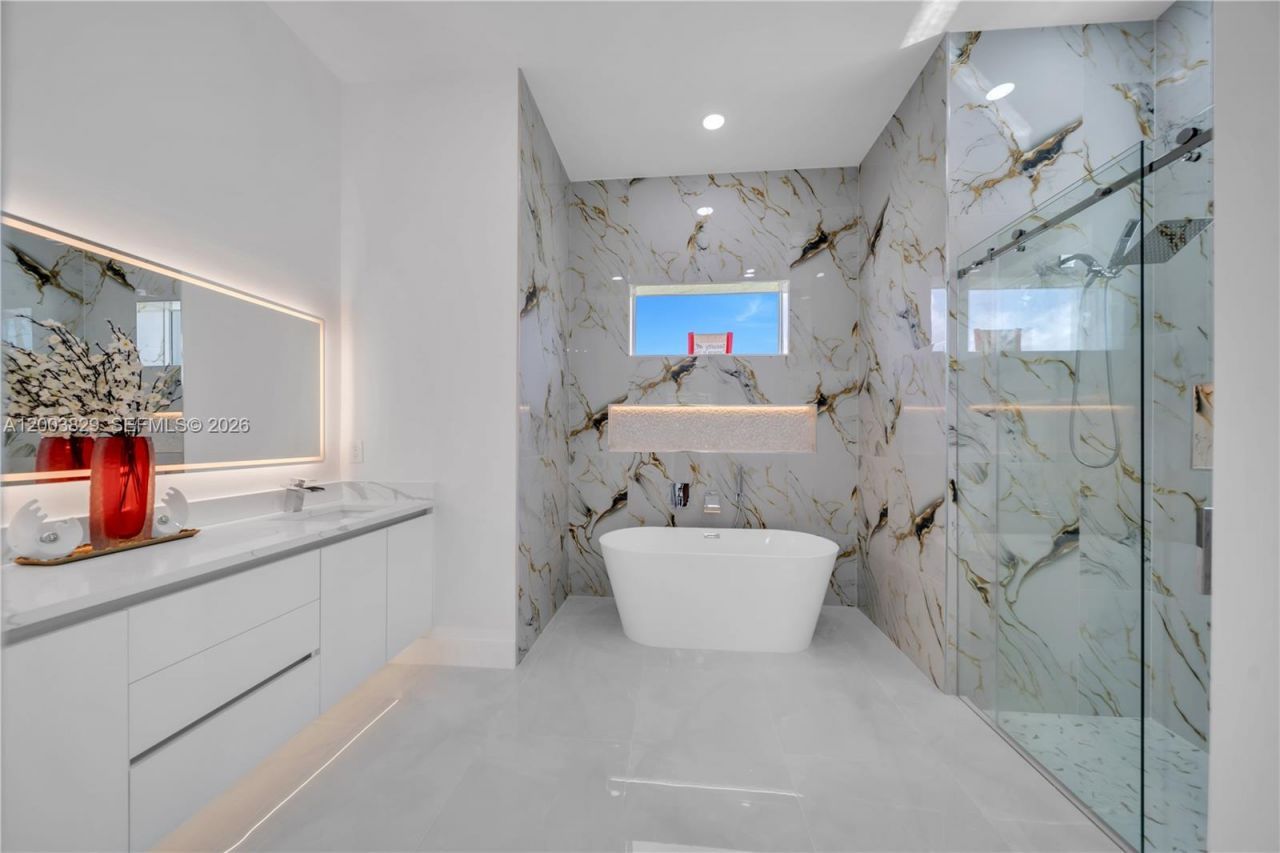 2703 34th St SW , Lehigh Acres, FL 33976 Photo