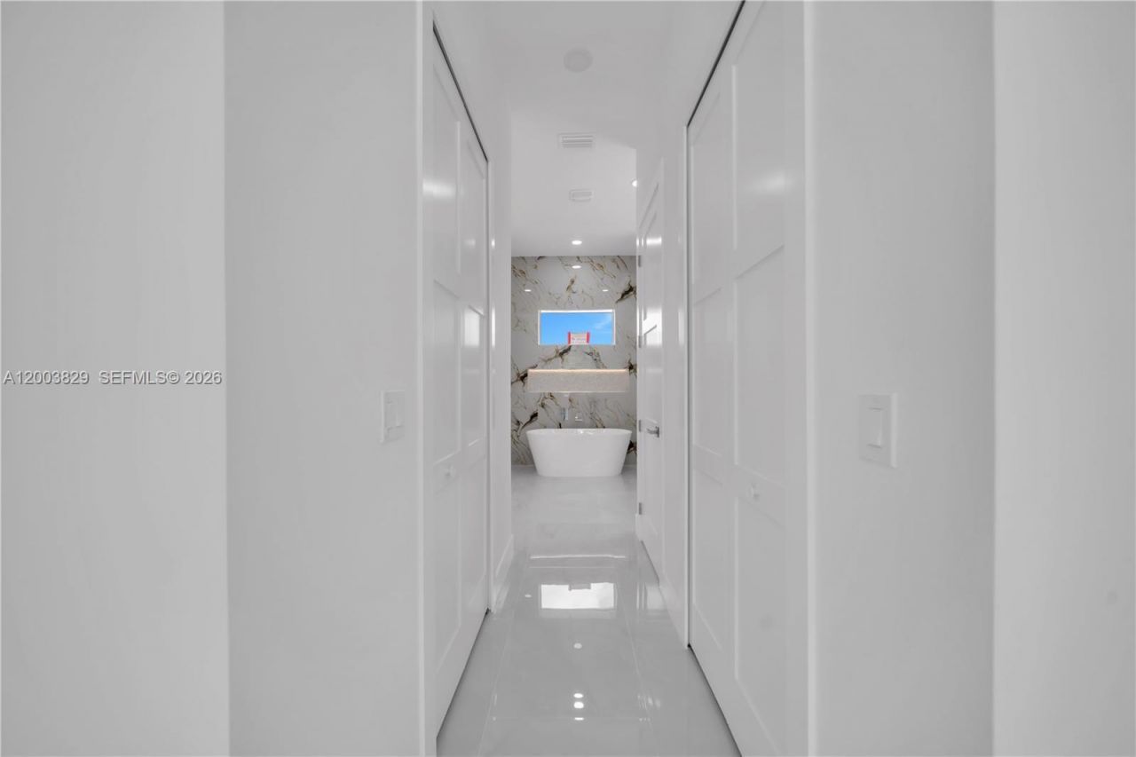 2703 34th St SW , Lehigh Acres, FL 33976 Photo