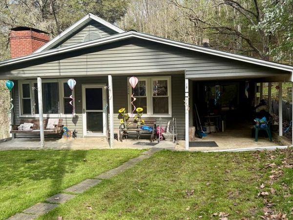 1216 Jug Hollow Road, Herndon, WV 24740