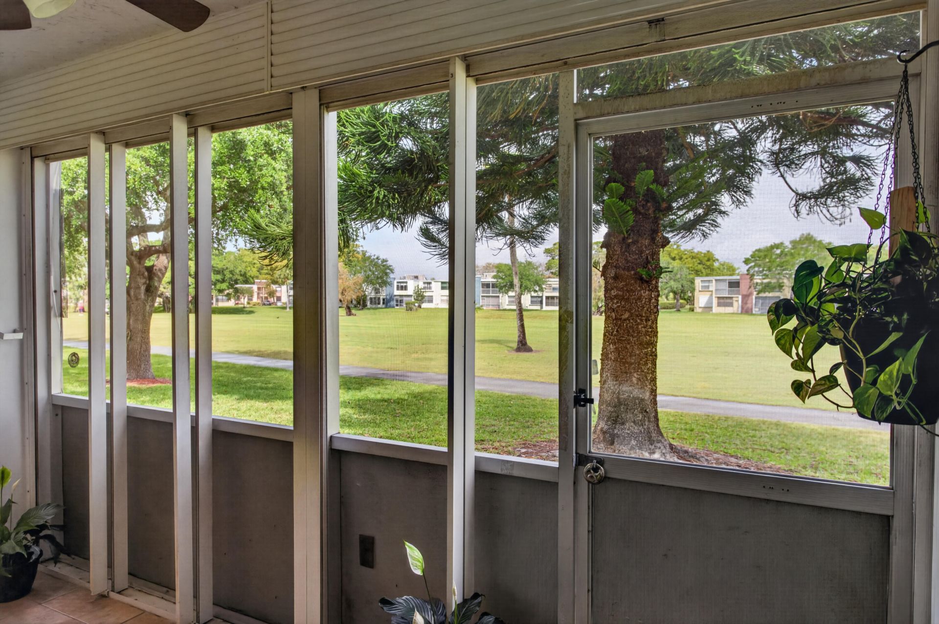 7321 NW 18th Street, Unit 107, Margate, FL 33063 Photo