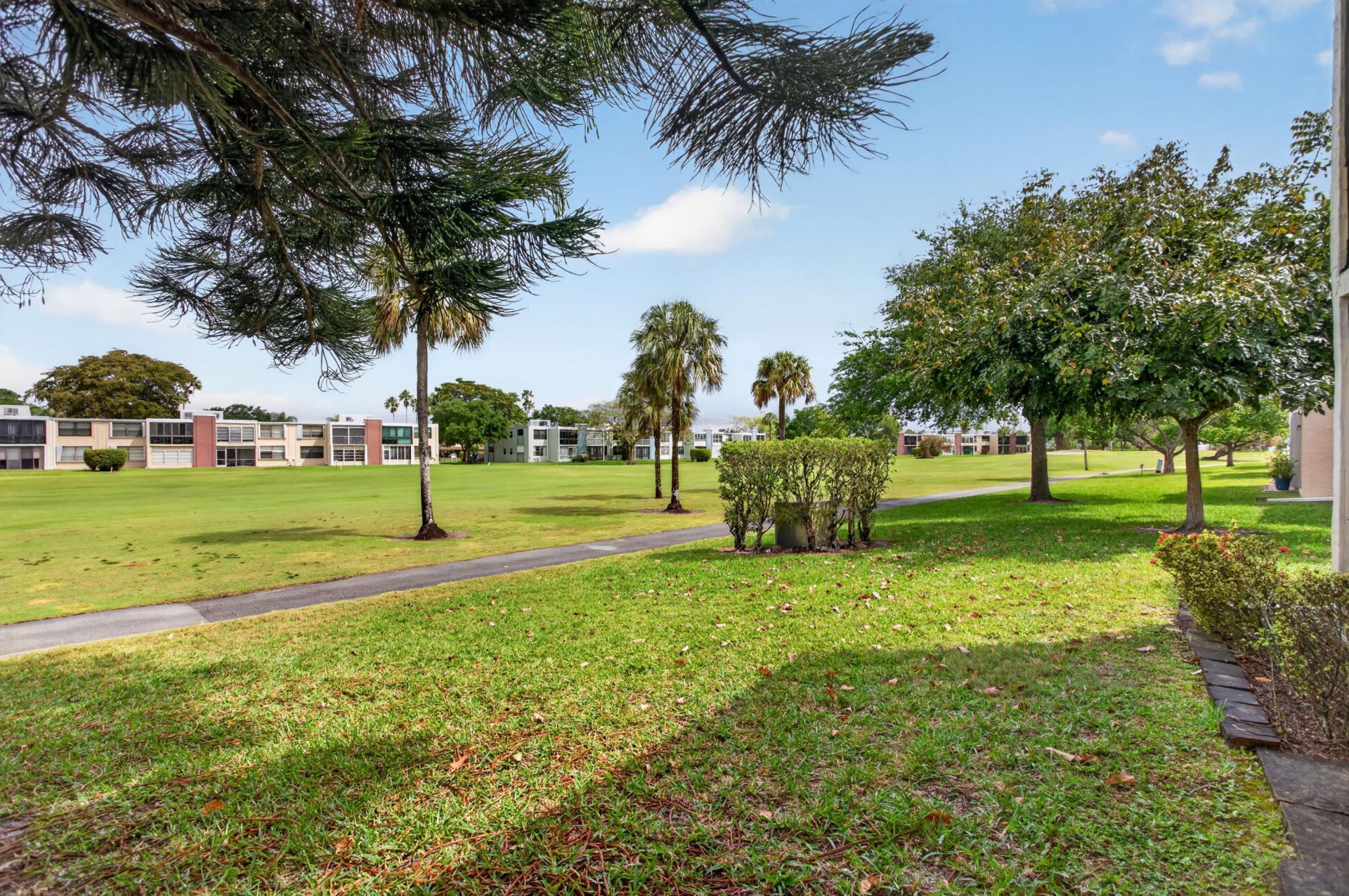 7321 NW 18th Street, Unit 107, Margate, FL 33063 Photo