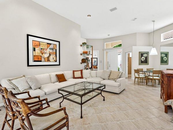 201 Sunset Bay Court, Palm Beach Gardens, FL 33418