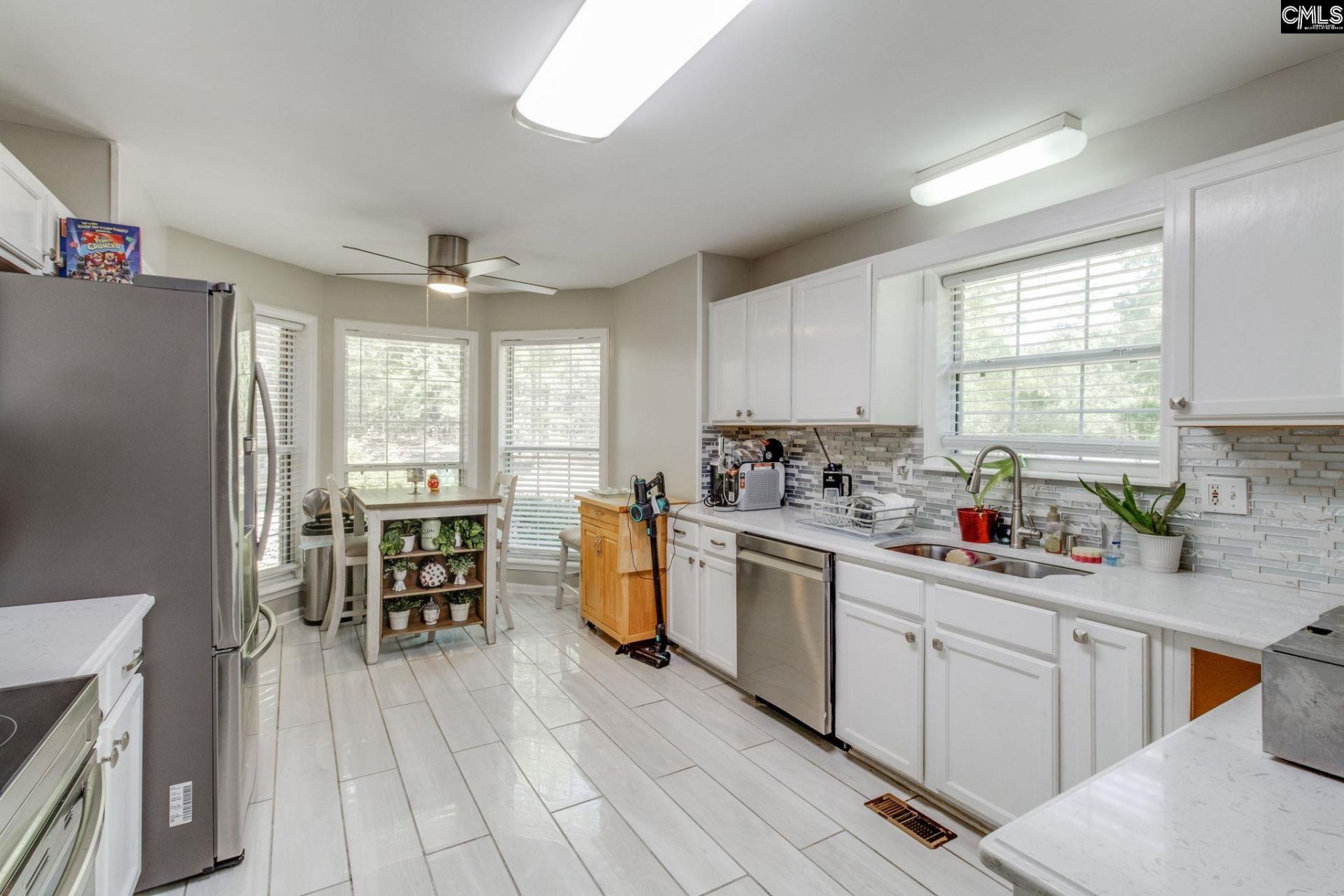 429 Sessions Road  Photo 14