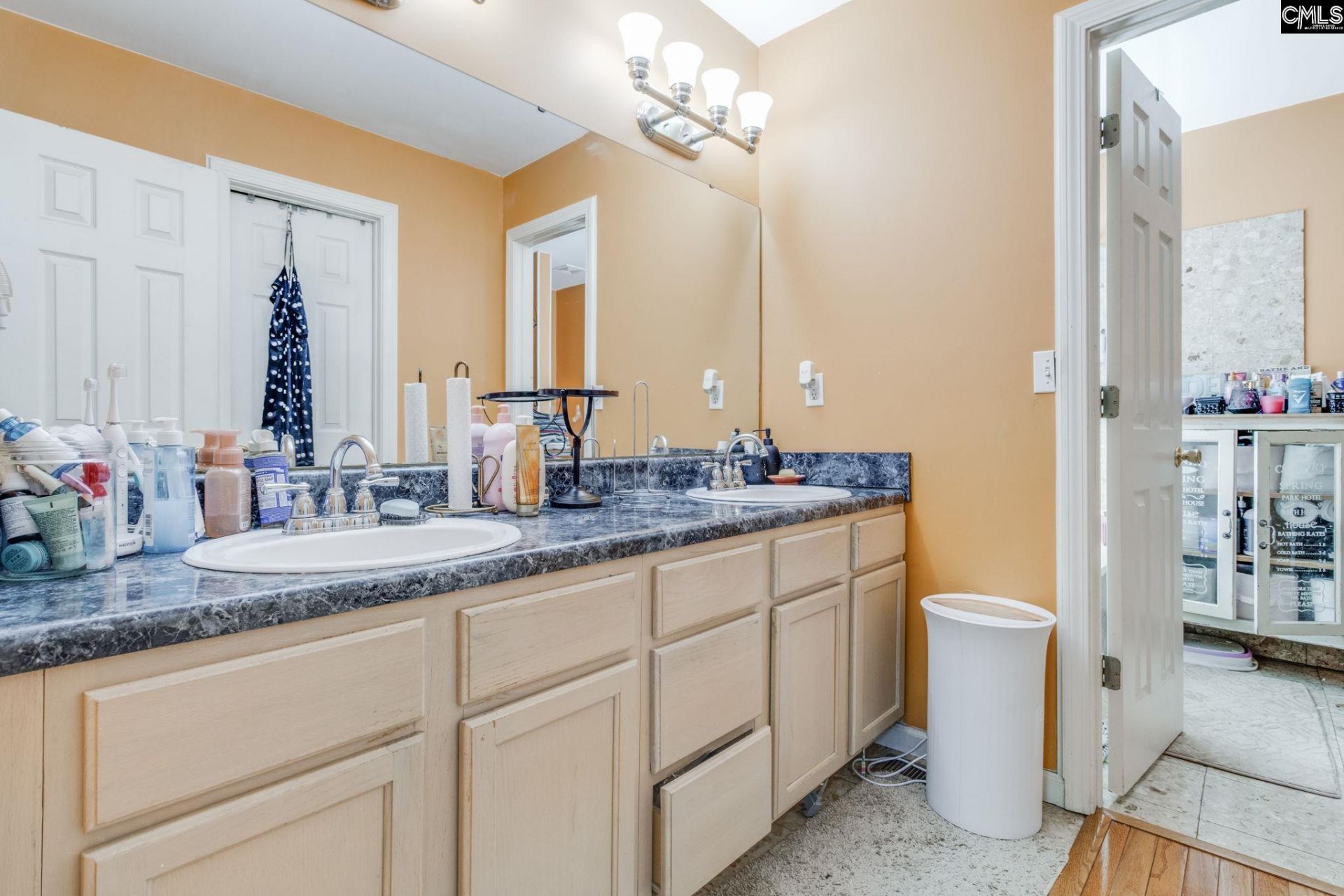 429 Sessions Road  Photo 21