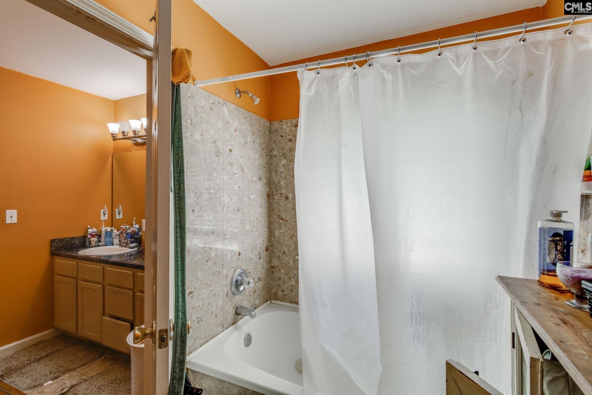 429 Sessions Road  Photo 22