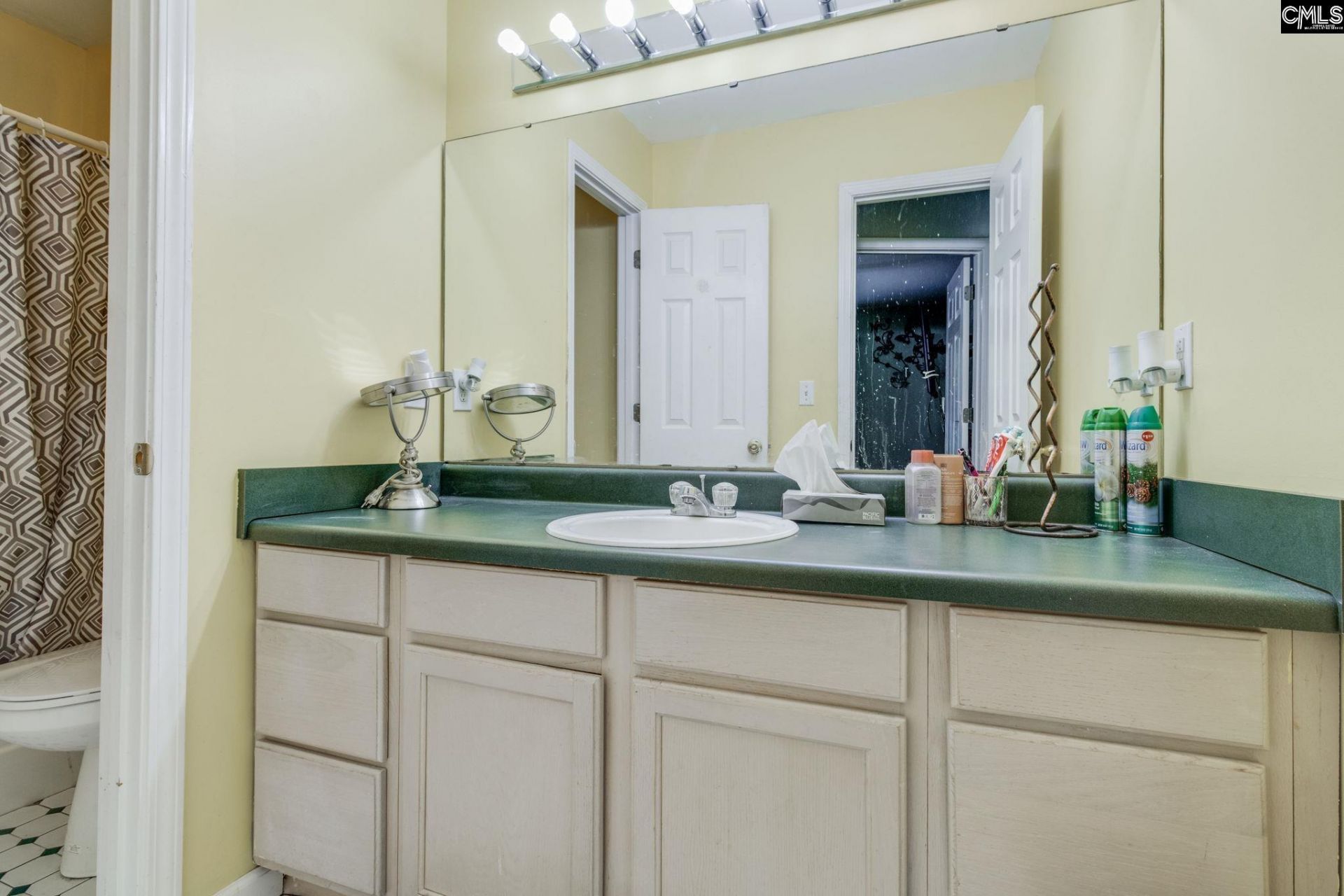 429 Sessions Road  Photo 30