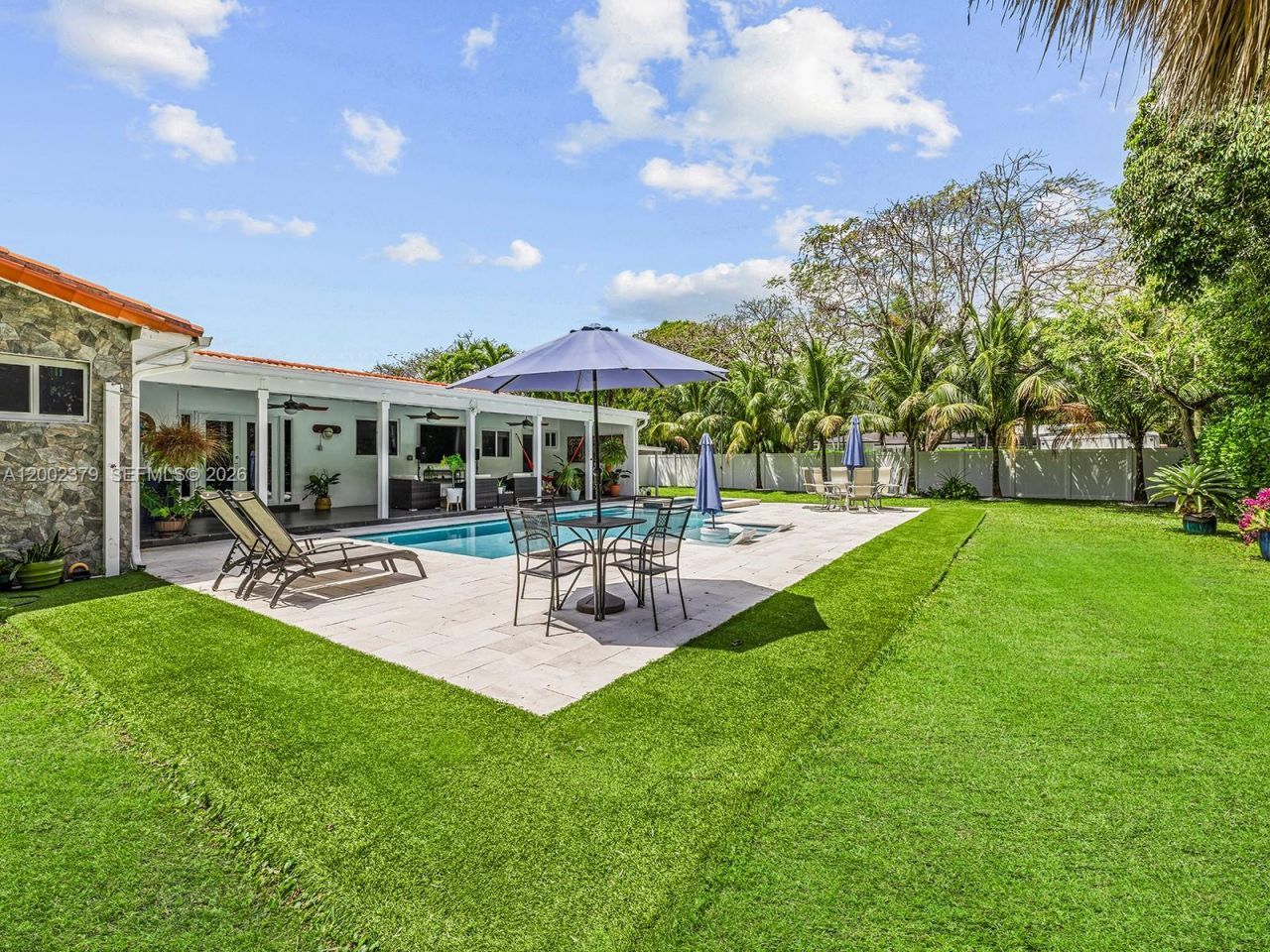 7495 SW 73rd Ter, Miami, FL 33143 Photo