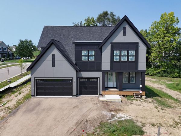 759 Ensconced Way, Chaska, MN 55318