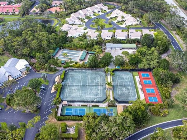 290 Naples Cove DR, Unit 2204, NAPLES, FL 34110