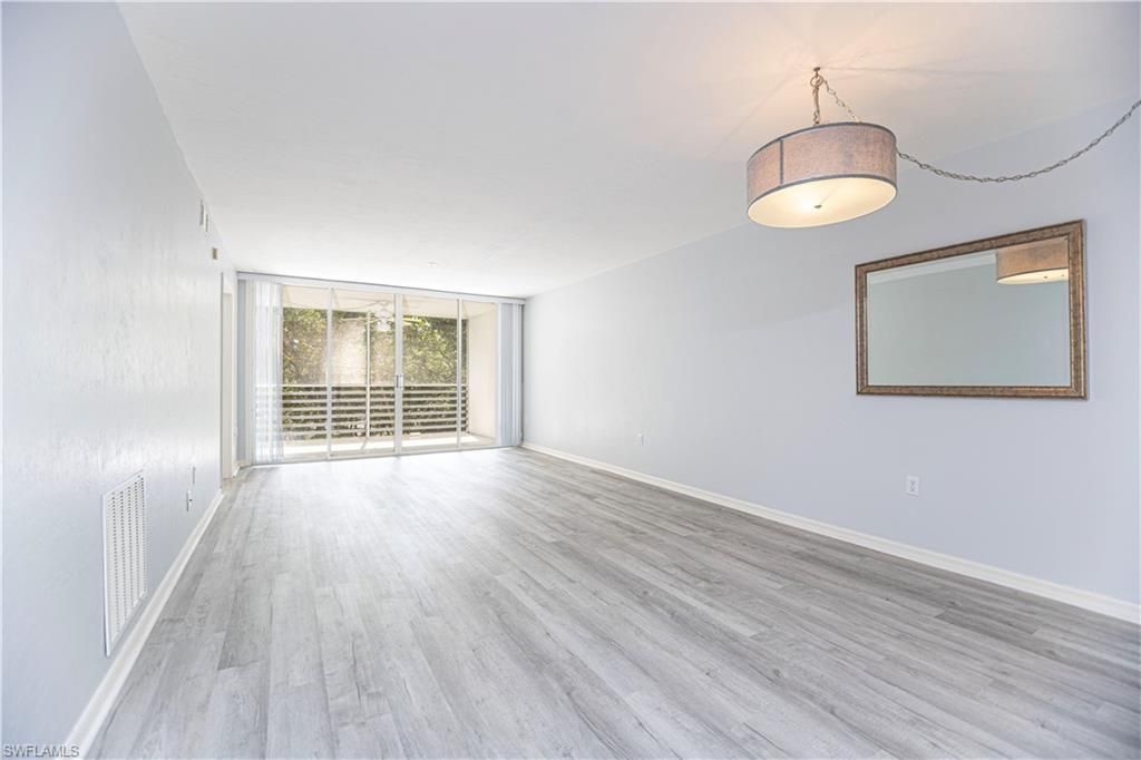 290 Naples Cove Dr, Unit 2204, Naples, FL 34110 Photo