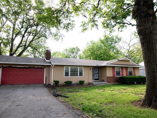 6613 Chestnut Avenue, Kansas City, MO 64132