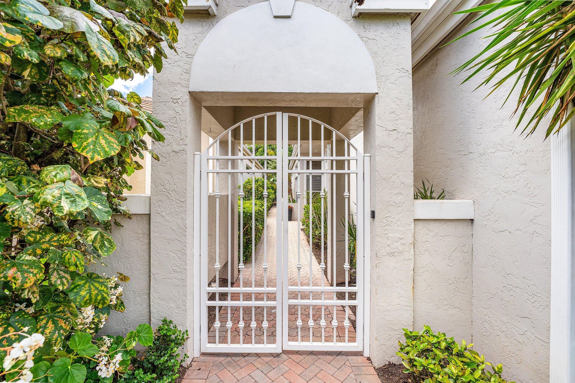 136 Coral Cay Drive, Palm Beach Gardens, FL 33418 Photo