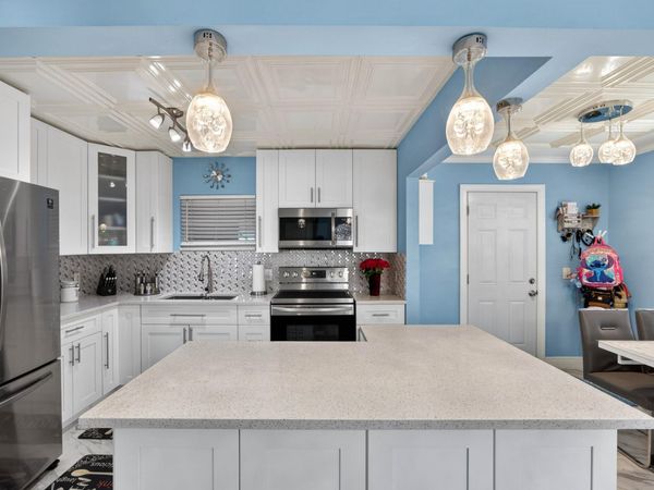 1020 Avon Road, West Palm Beach, FL 33401