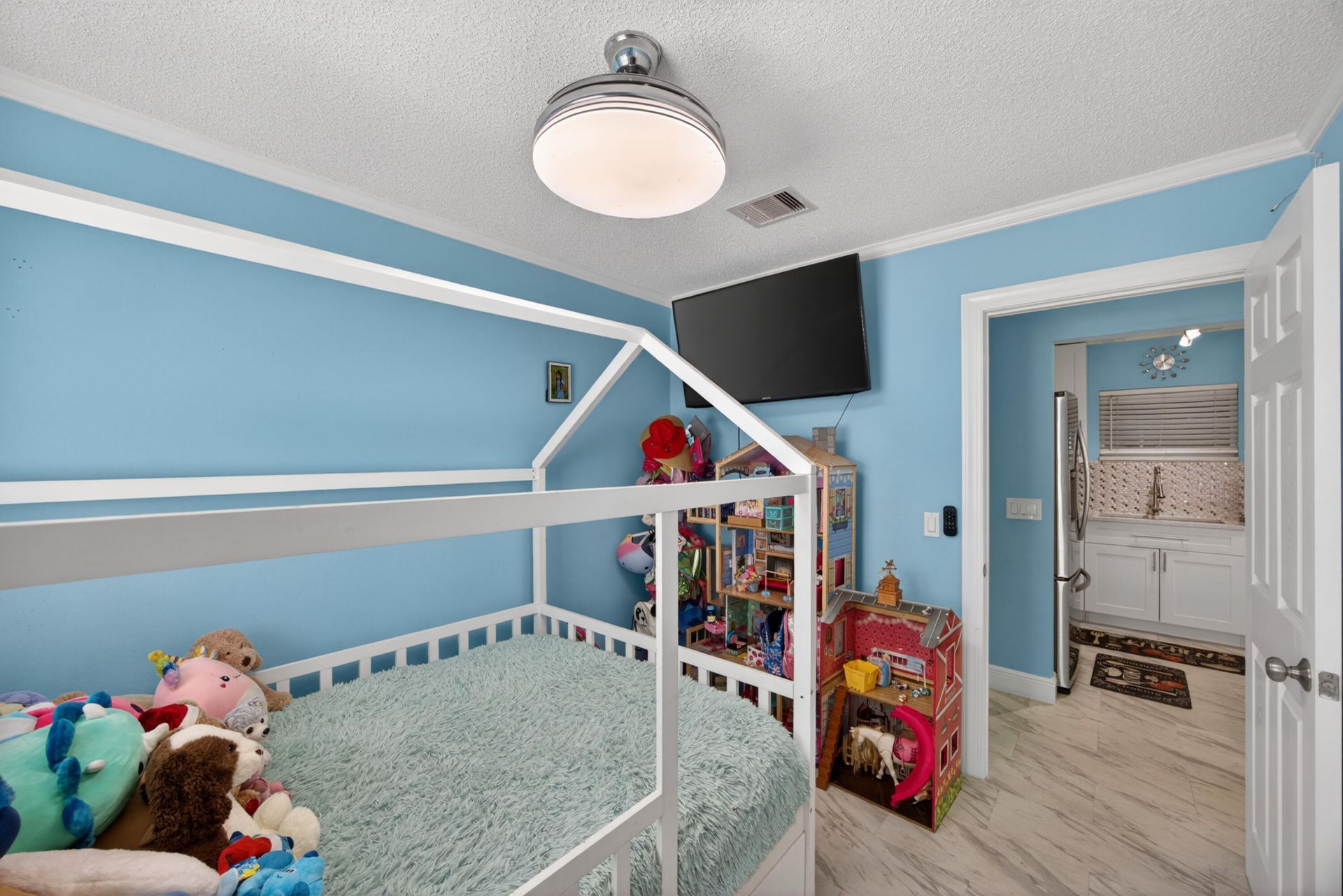 1020 Avon Road, West Palm Beach, FL 33401 Photo