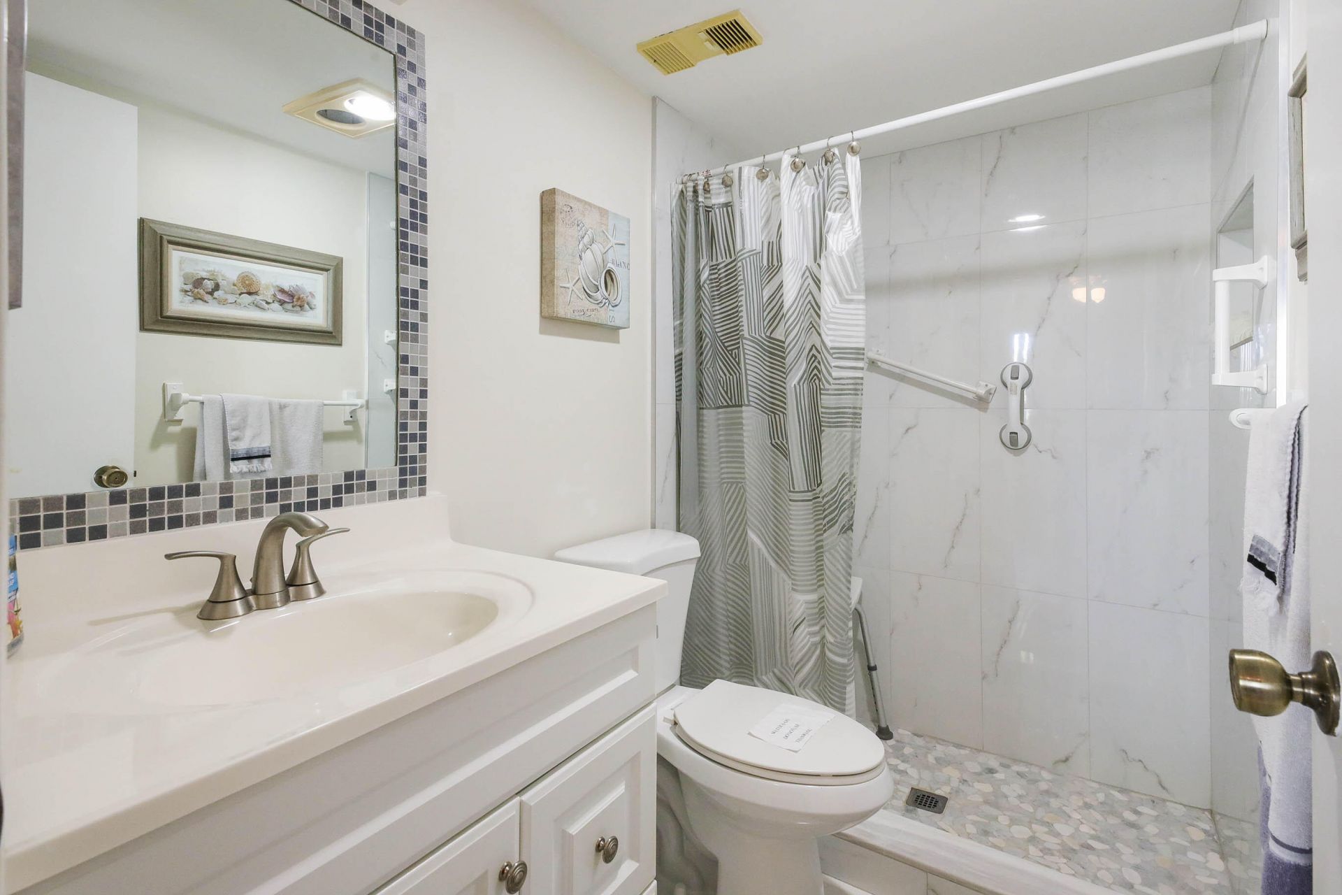 3186 Via Poinciana, Unit 110, Greenacres, FL 33467 Photo