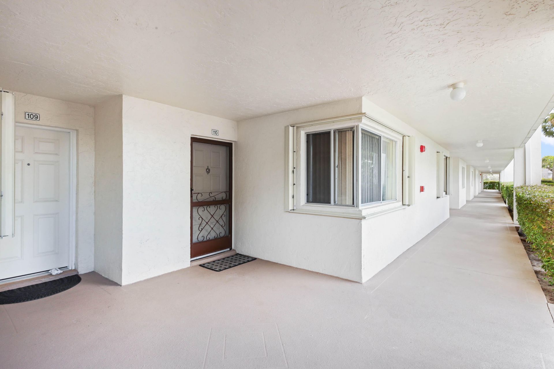 3186 Via Poinciana, Unit 110, Greenacres, FL 33467 Photo