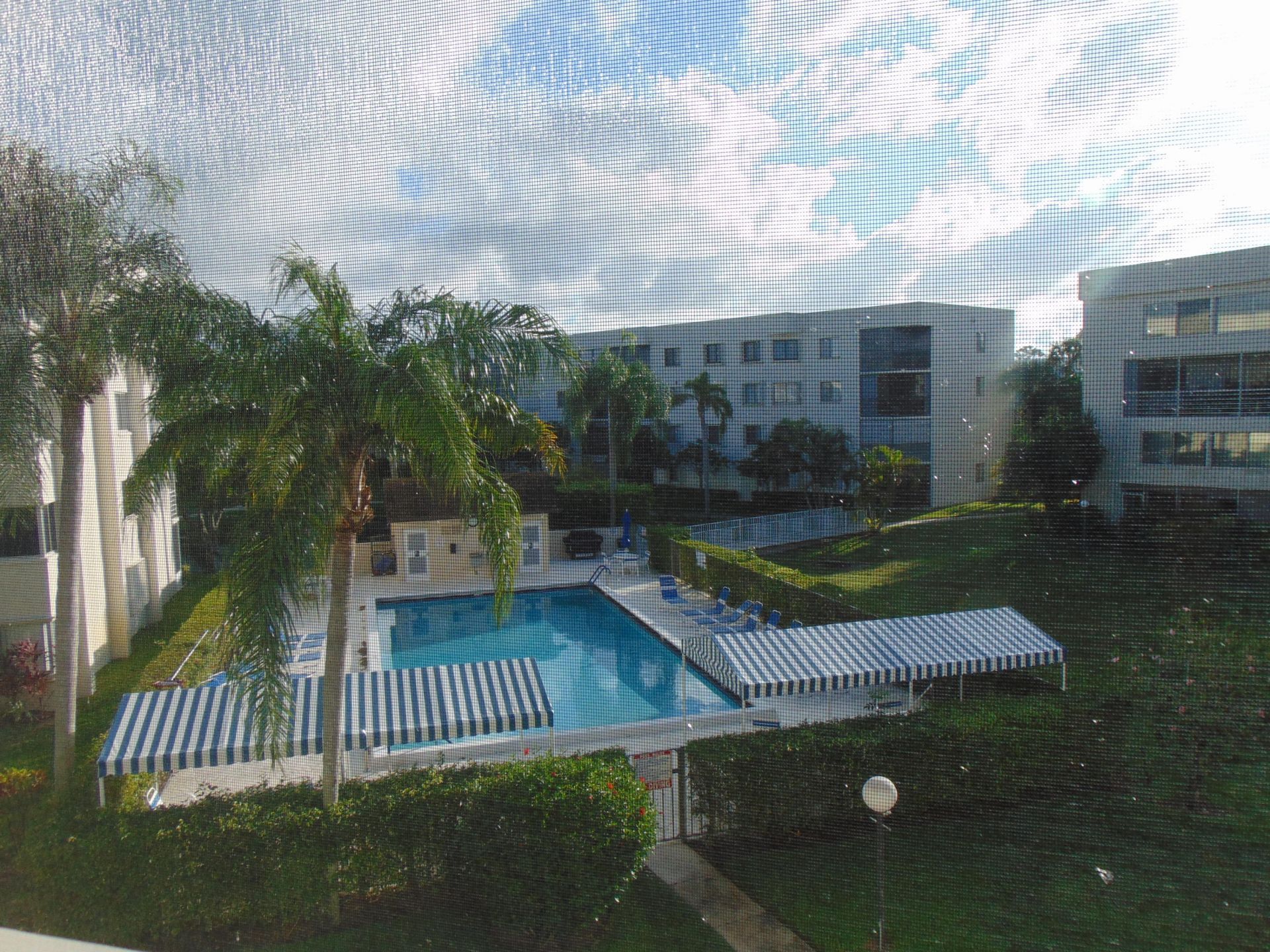 3186 Via Poinciana, Unit 110, Greenacres, FL 33467 Photo