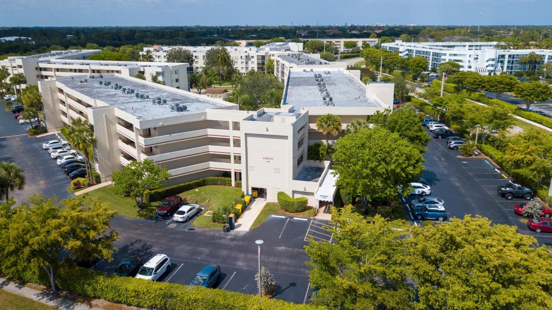 3186 Via Poinciana, Unit 110, Greenacres, FL 33467 Photo