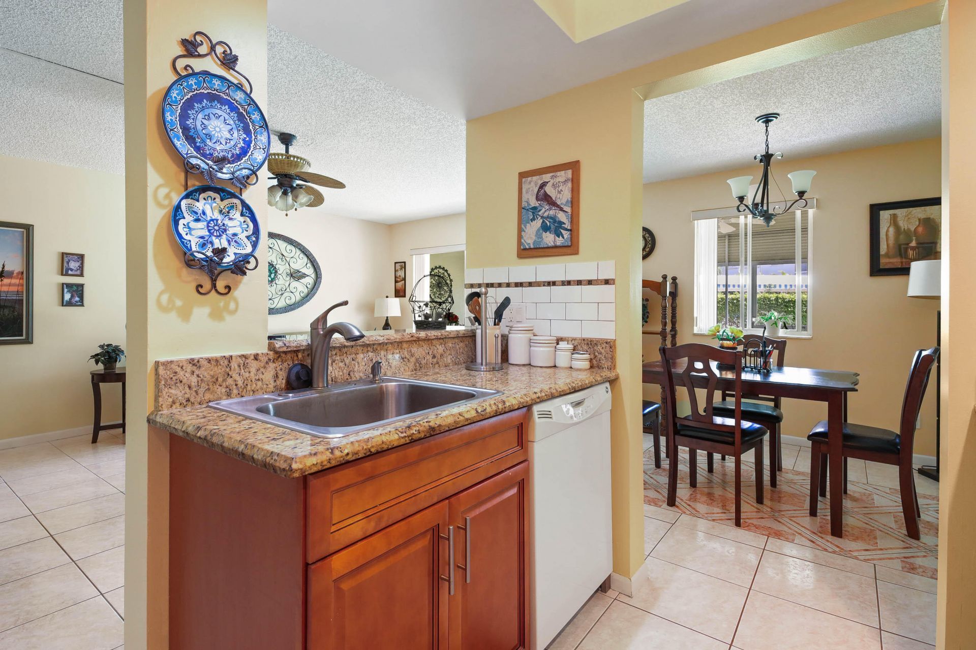 3186 Via Poinciana, Unit 110, Greenacres, FL 33467 Photo