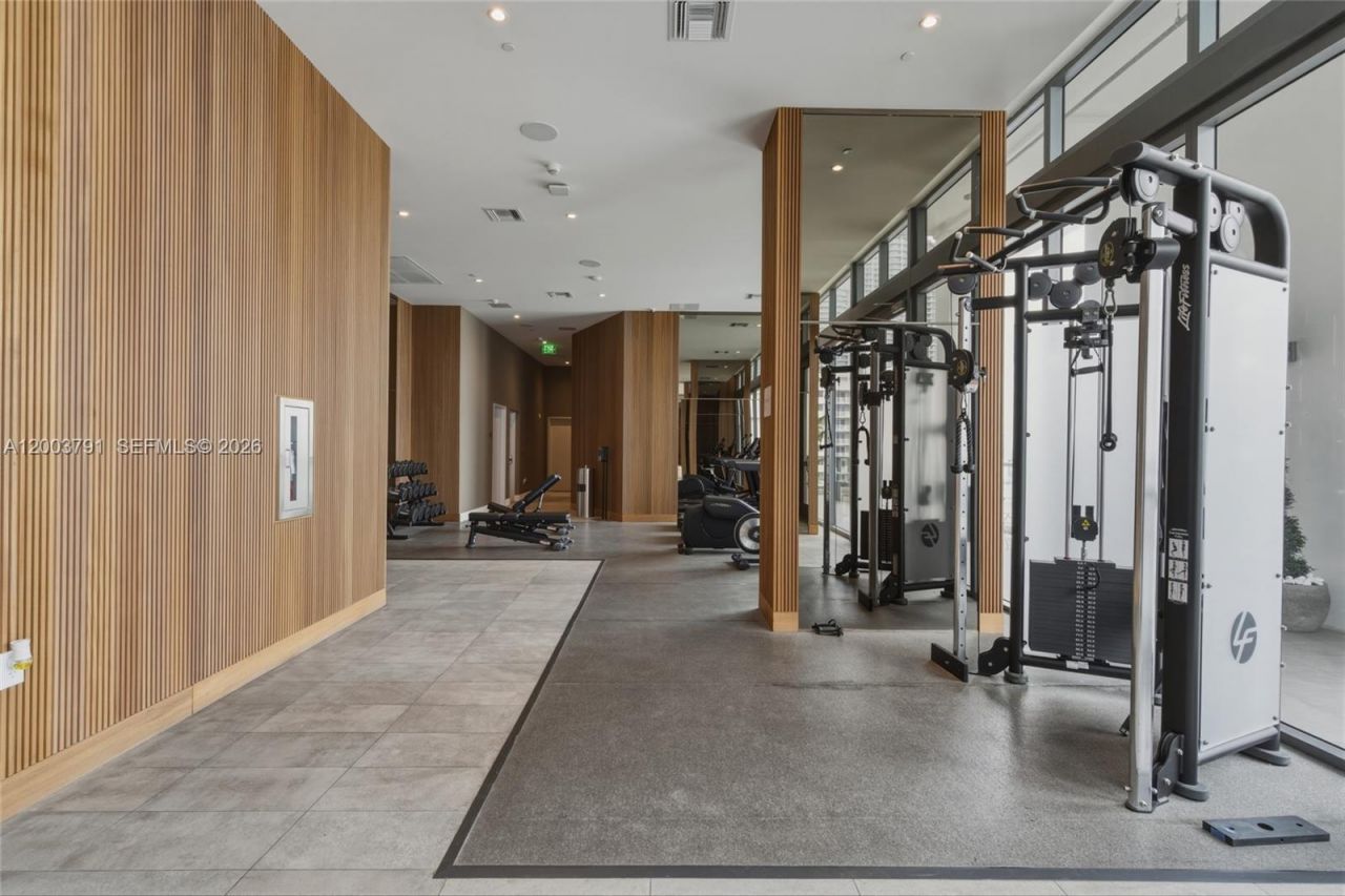 229 SW 9th St , Unit 502, Miami, FL 33130 Photo