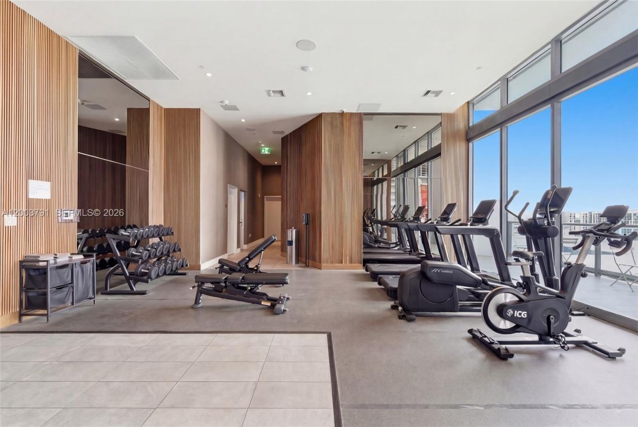 229 SW 9th St , Unit 502, Miami, FL 33130 Photo