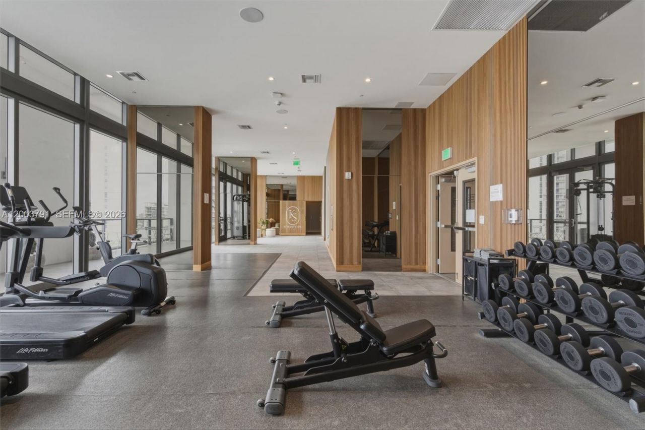 229 SW 9th St , Unit 502, Miami, FL 33130 Photo