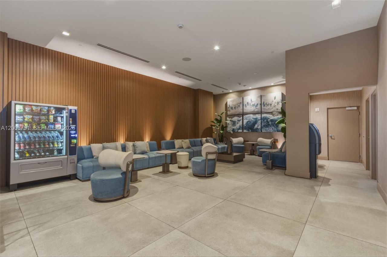 229 SW 9th St , Unit 502, Miami, FL 33130 Photo