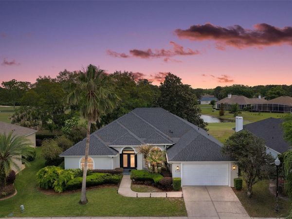 1760 EDGEWATER DRIVE, MOUNT DORA, FL 32757