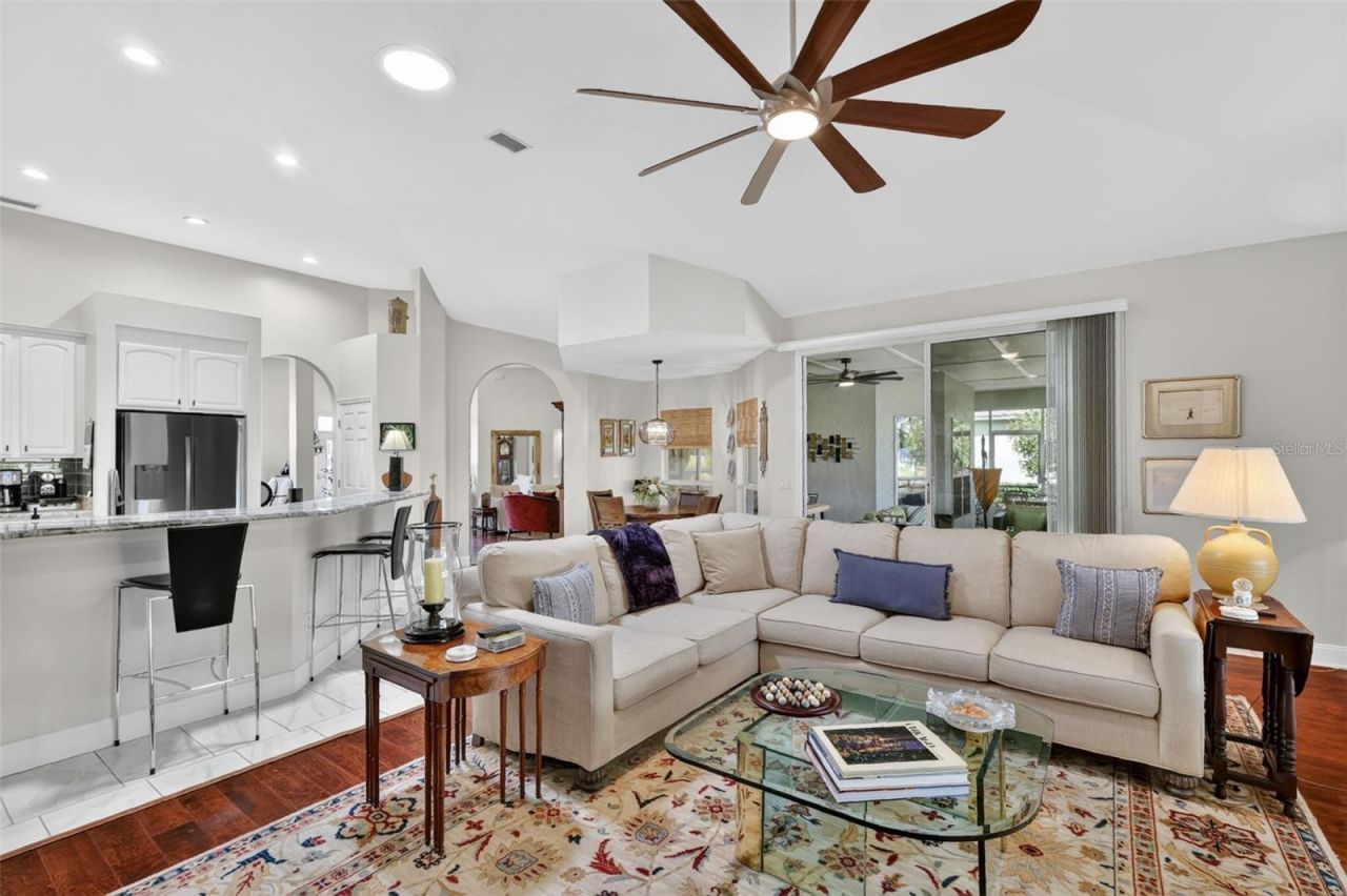 1760 Edgewater Drive, Mount Dora, FL 32757 Photo