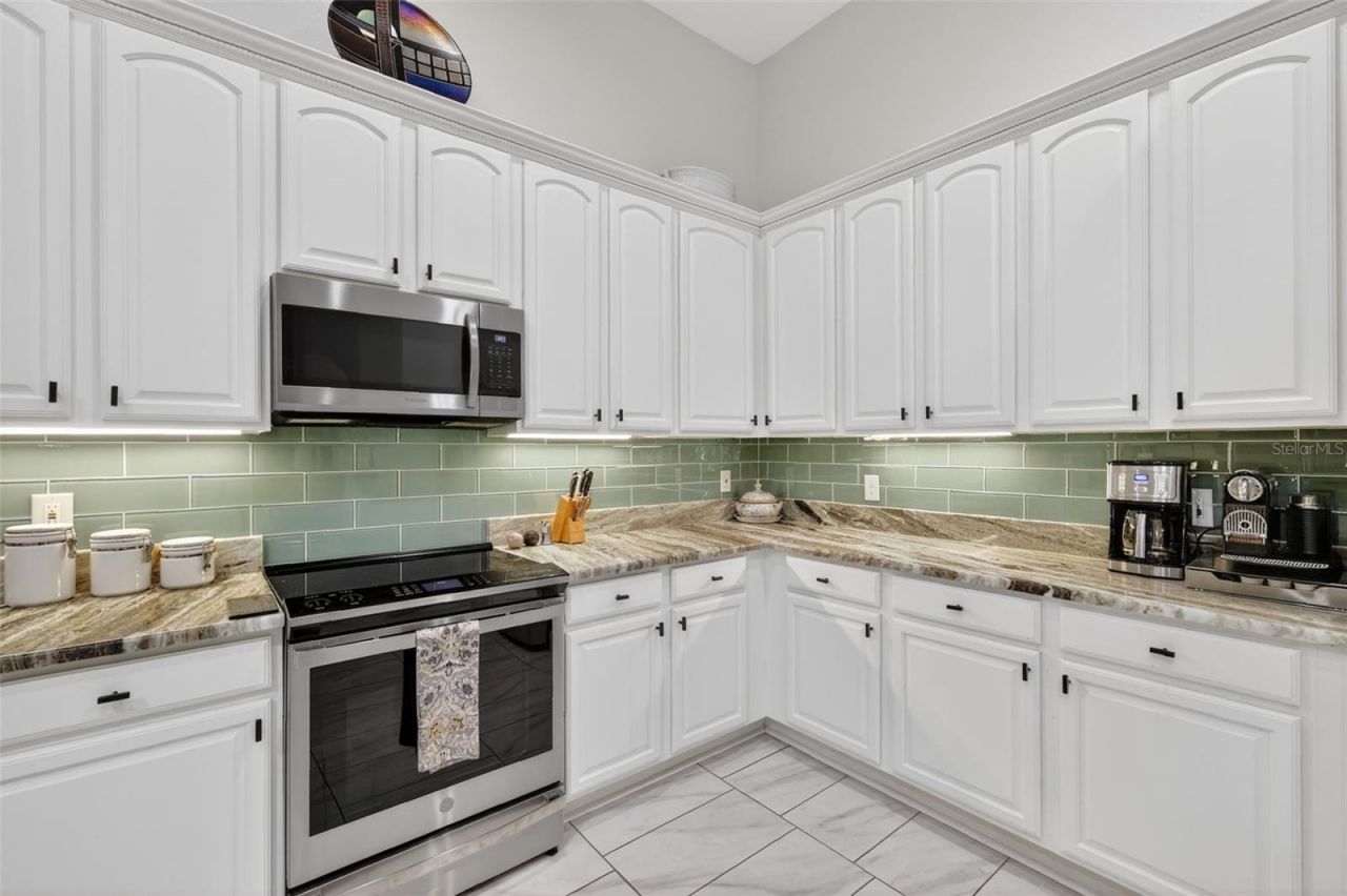 1760 Edgewater Drive, Mount Dora, FL 32757 Photo