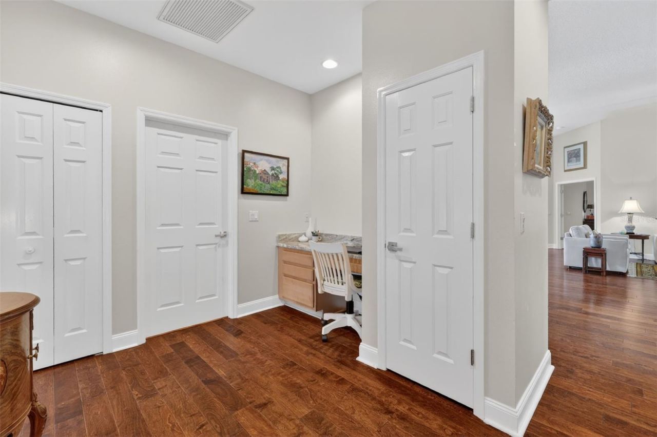 1760 Edgewater Drive, Mount Dora, FL 32757 Photo