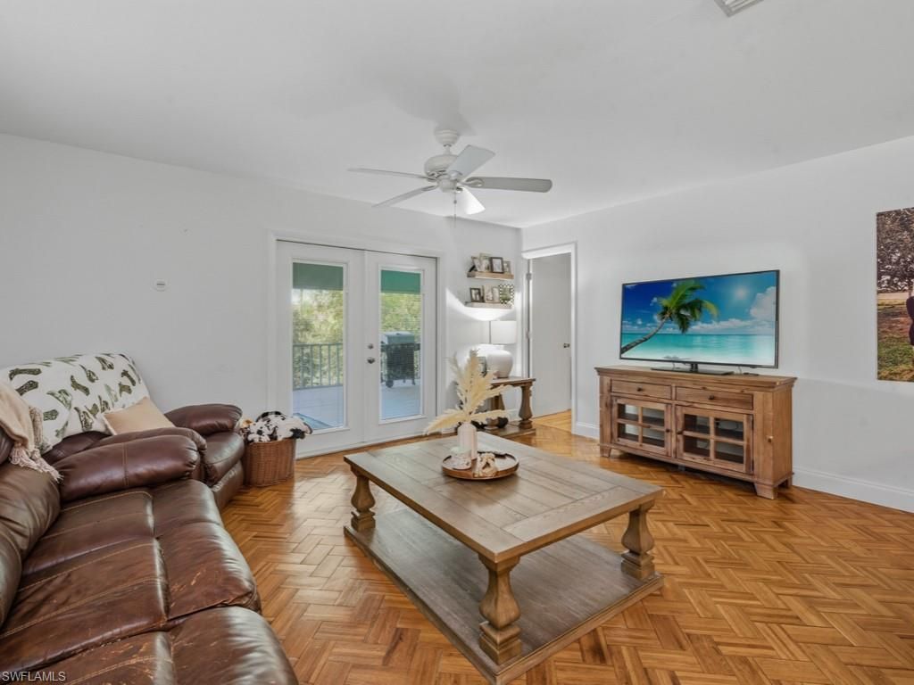 2022 Frederick St, Naples, FL 34112 Photo