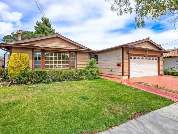 4674 Mount Laudo Drive , San Diego, CA 92117