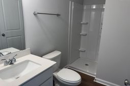 6026 Edgemont Court photo 4