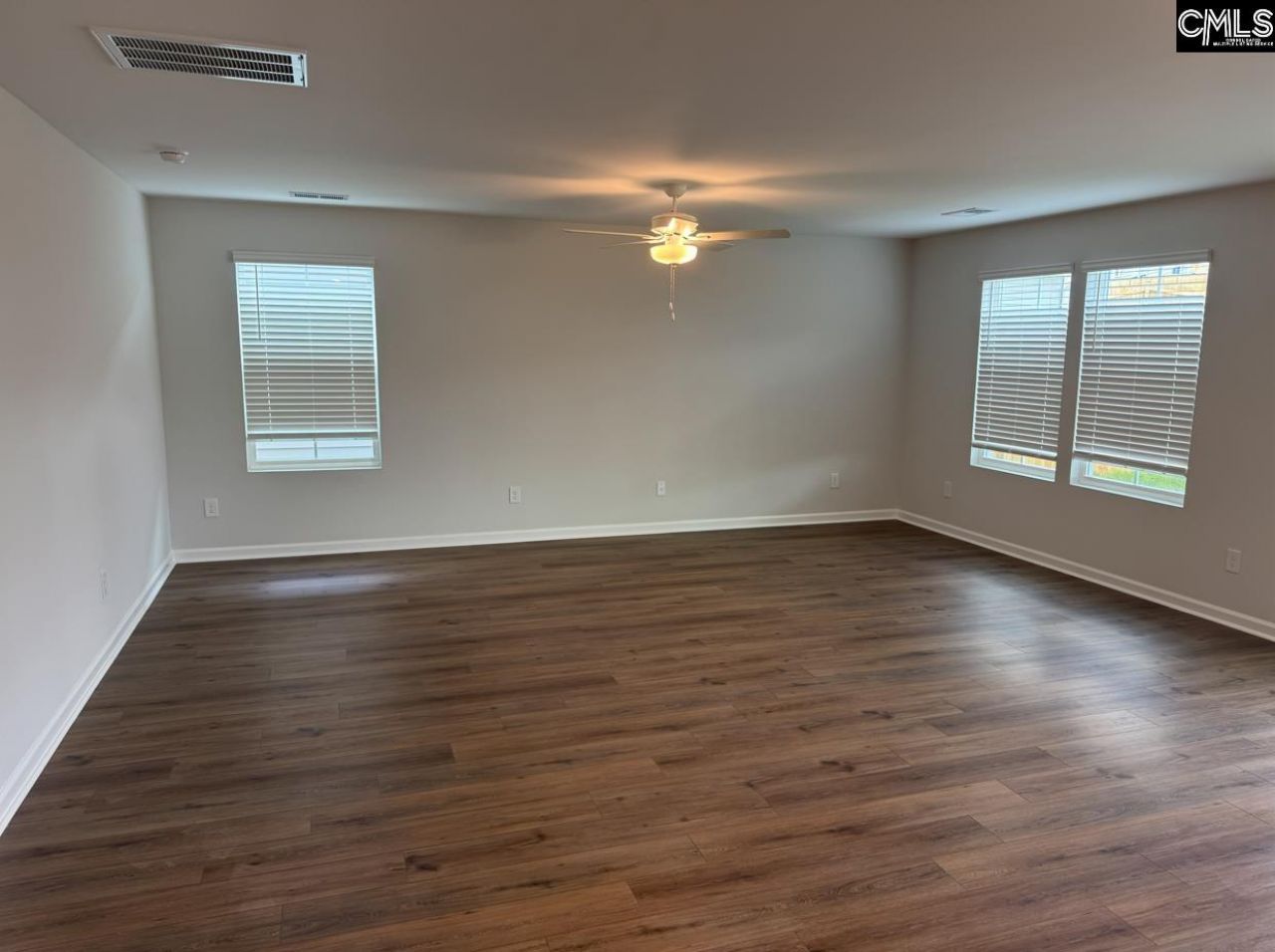 6026 Edgemont Court Photo 7