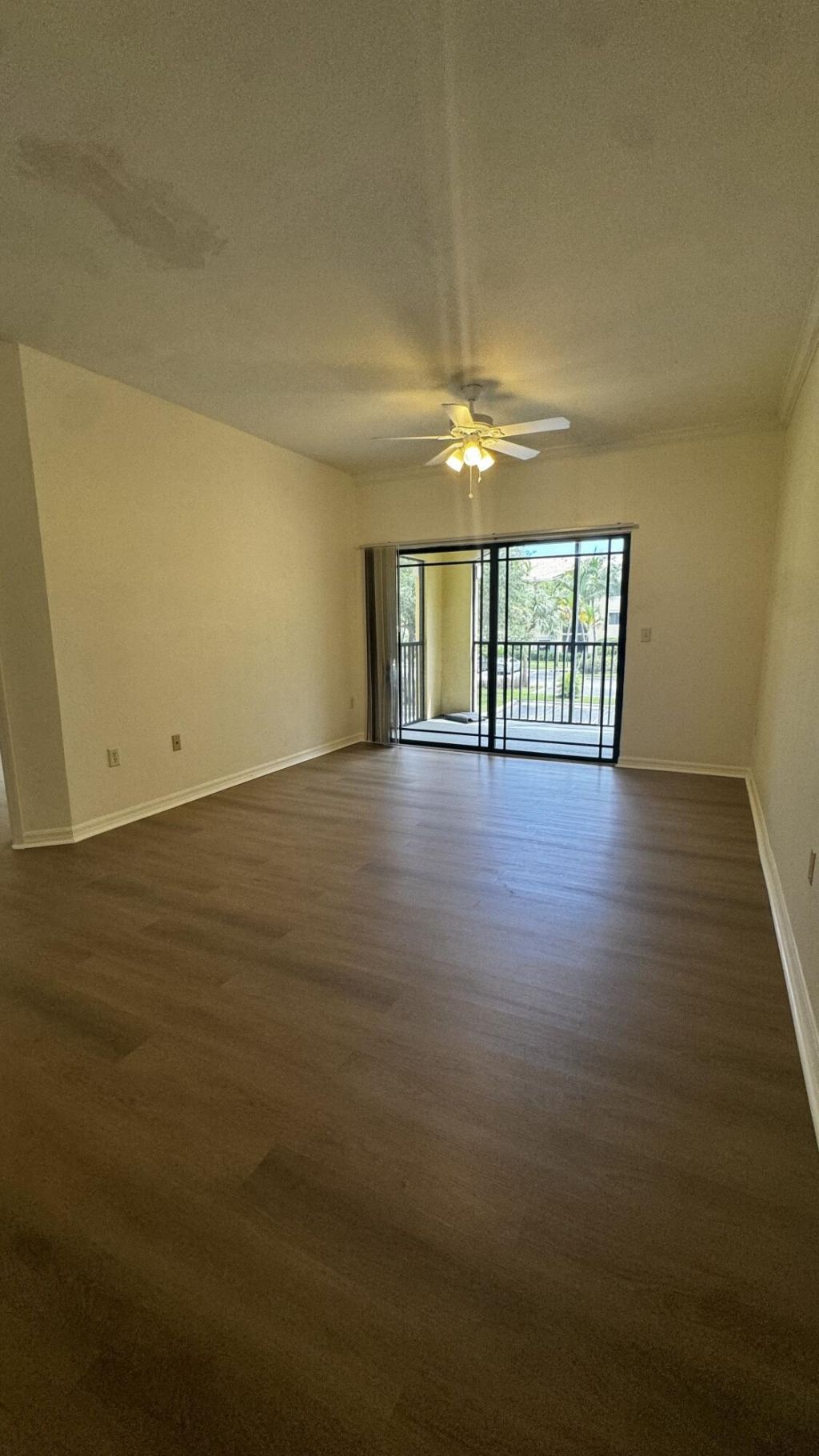 2725 Anzio Court, Unit 202, Palm Beach Gardens, FL 33410 Photo