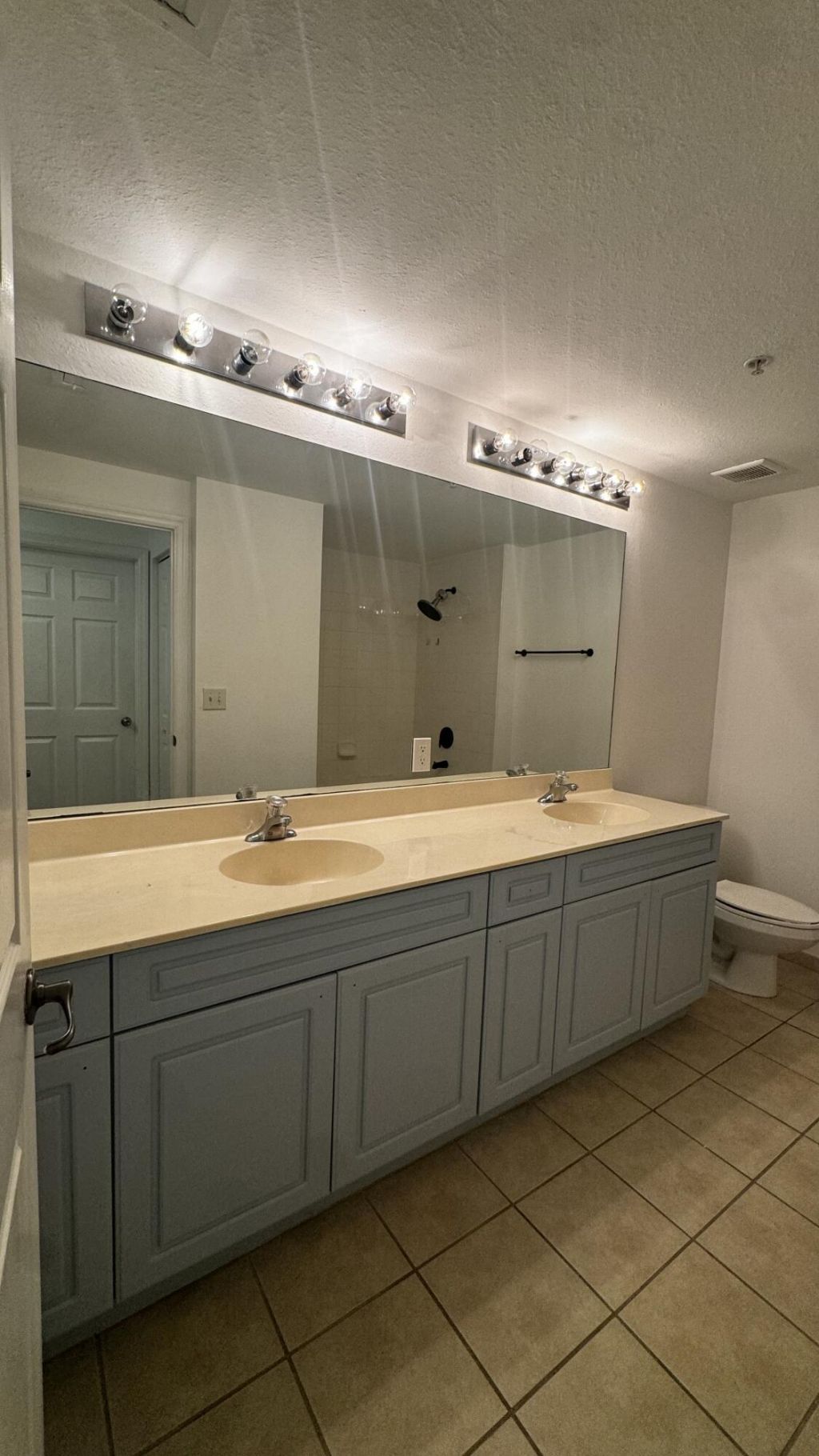 2725 Anzio Court, Unit 202, Palm Beach Gardens, FL 33410 Photo
