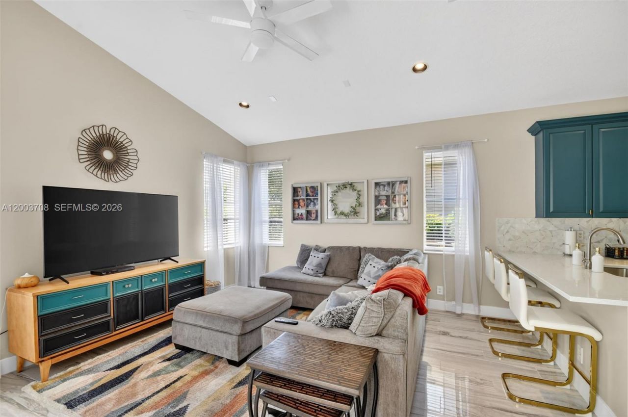 7579 Via Luria , Lake Worth, FL 33467 Photo