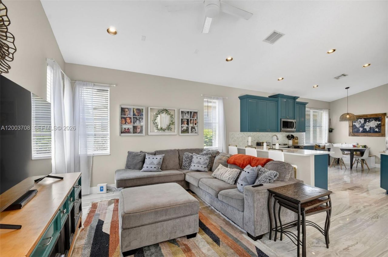 7579 Via Luria , Lake Worth, FL 33467 Photo