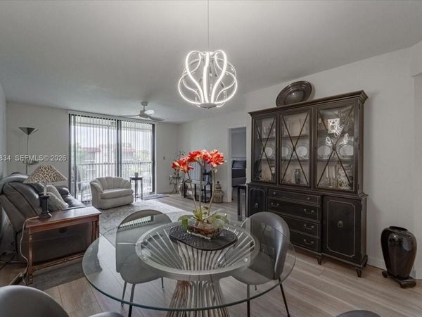 10501 W Broward Blvd, Unit 409, Plantation, FL 33324