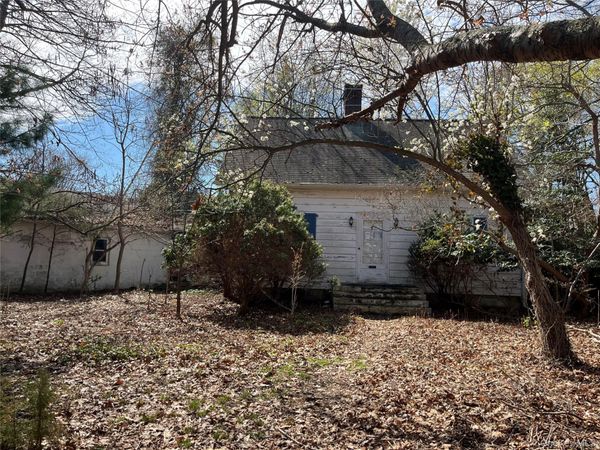 15 Mariners Lane , Northport, NY 11768