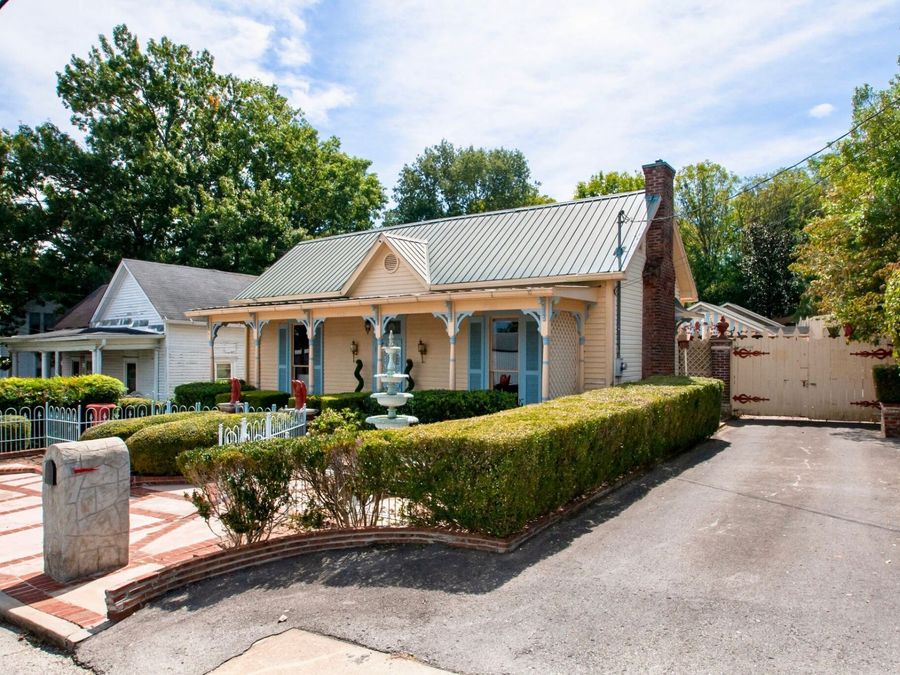 Property Image 6