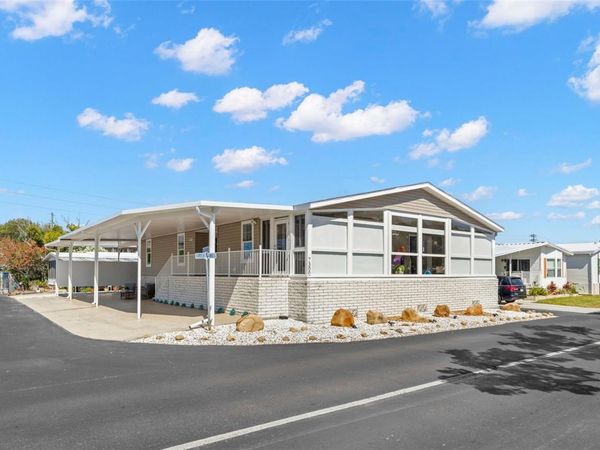 7300 AMERICANA DRIVE NE, Unit 143, ST PETERSBURG, FL 33702