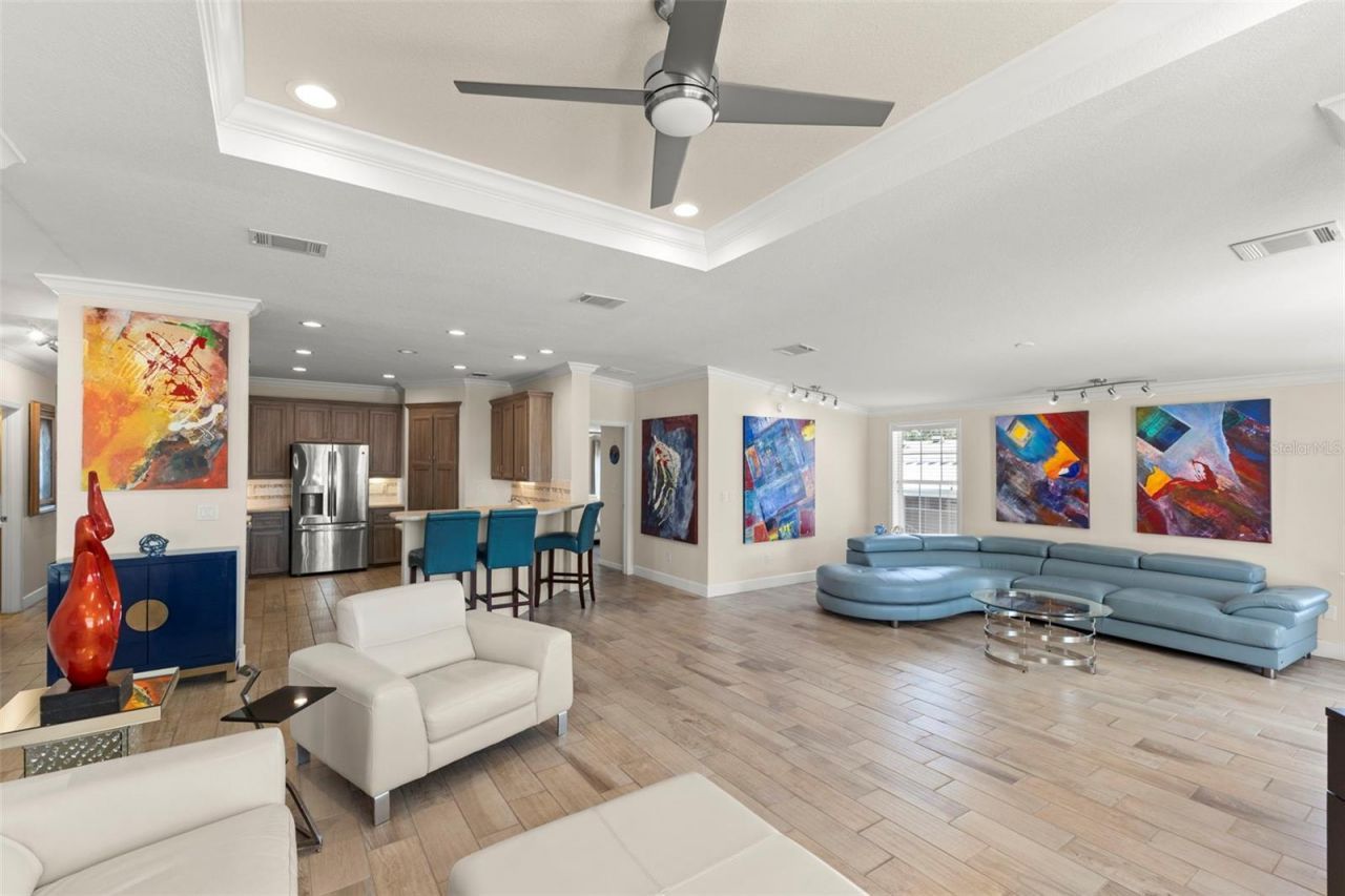 7300 Americana Drive Ne, Unit 143, Saint Petersburg, FL 33702 Photo