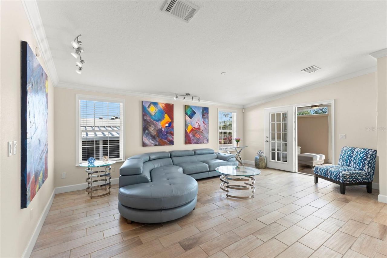 7300 Americana Drive Ne, Unit 143, Saint Petersburg, FL 33702 Photo