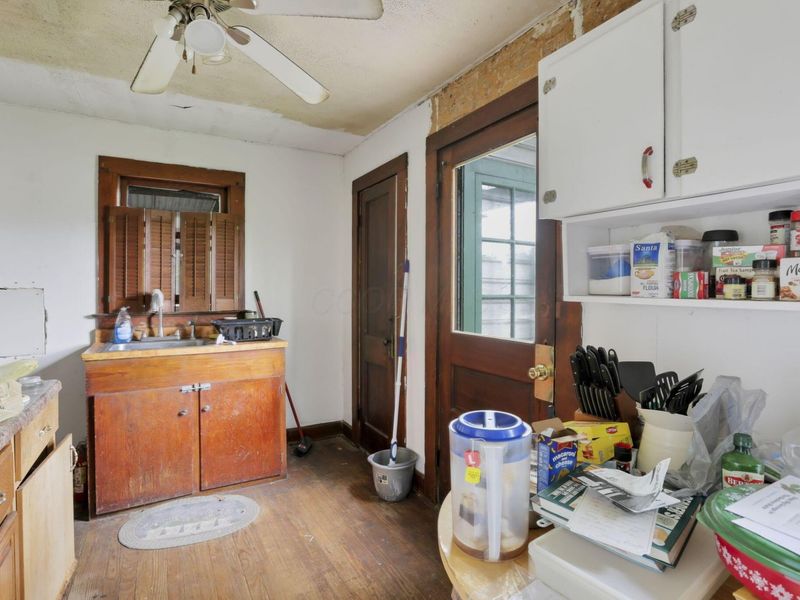 437 Warwick Avenue , Zanesville, OH 43701 Photo 7