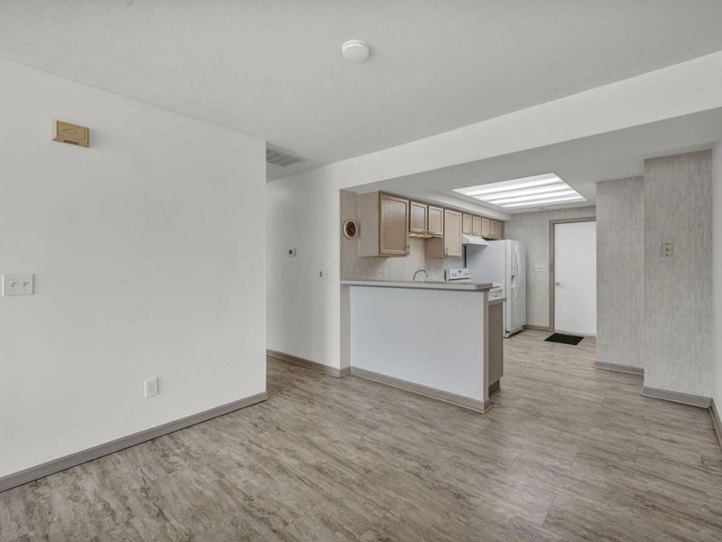 697 Hampton Woods Drive , Marion, OH 43302 Photo 14